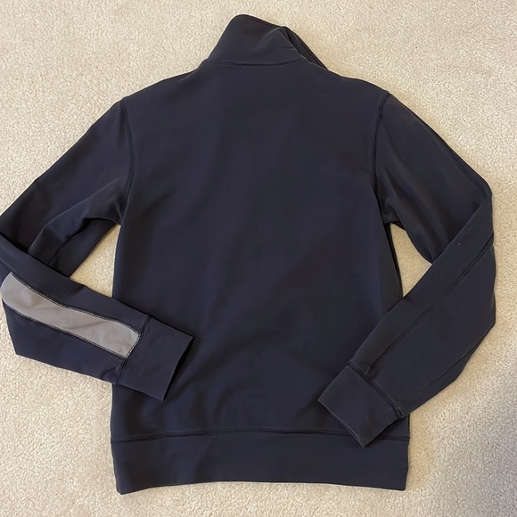 Armani sweat shirt, sz Small - Picture 4 of 4